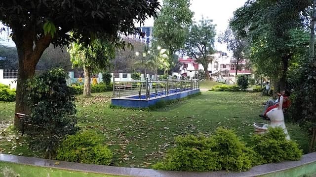 R P Nagar Park - Image 1