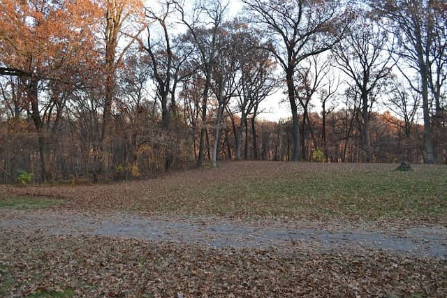 Clara A. Lauterbach Park - Image 2