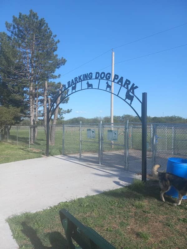 Bailey's Barking Dog Park - Image 2