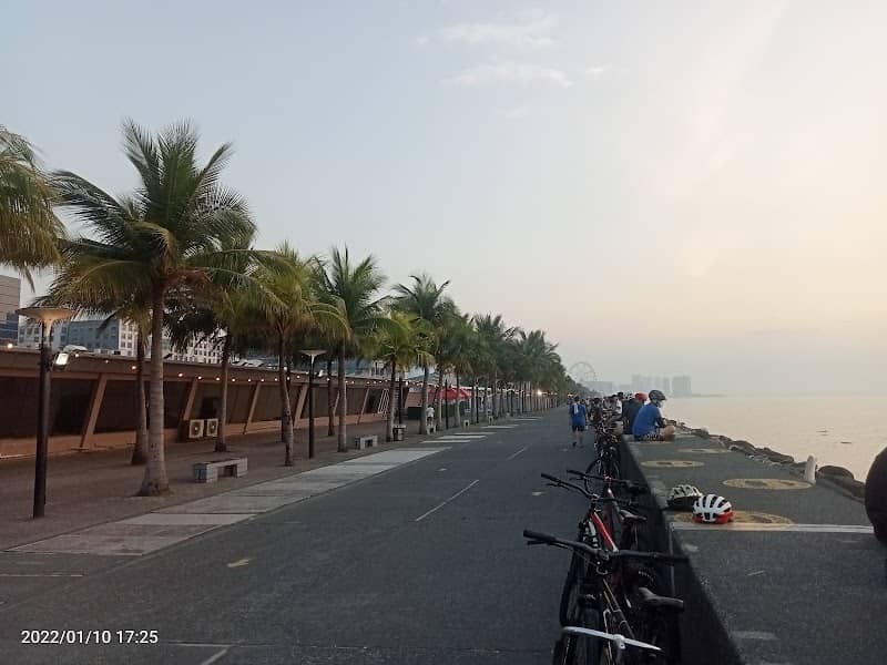Seaside Tambayan - Image 2