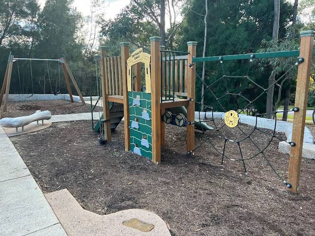 Hardy Park - Image 2