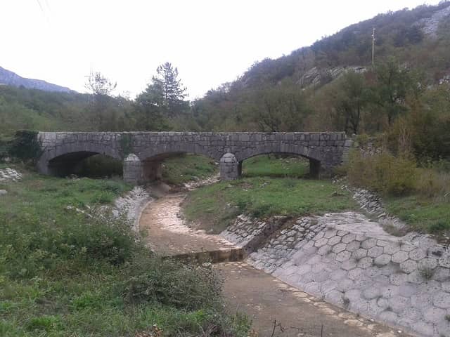 Kameni stari most - Image 1