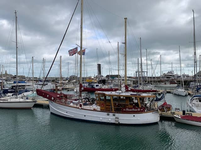 Starbuck boat - Image 1