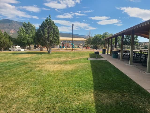 Park Discovery Pavilion - Image 1