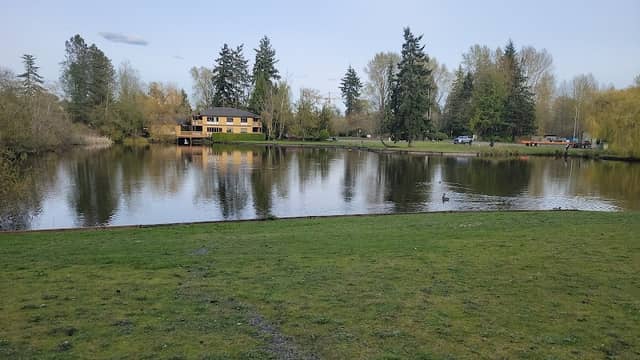 Sprague's Pond Mini Park - Image 1