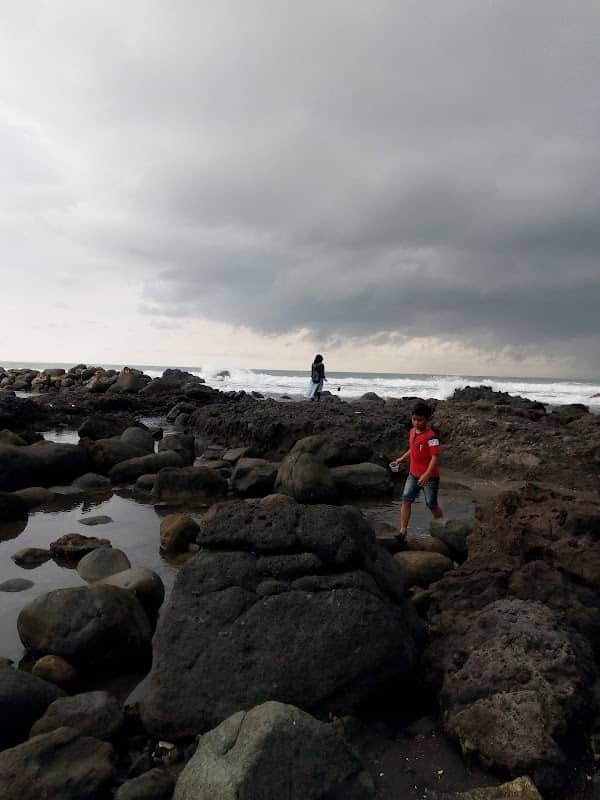 Pantai Cigebang - Image 1