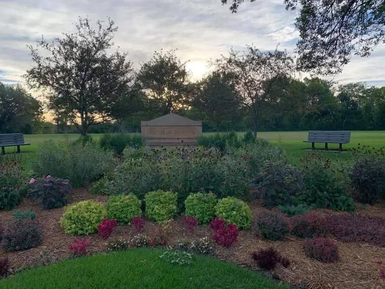 Garfield Park - Image 1