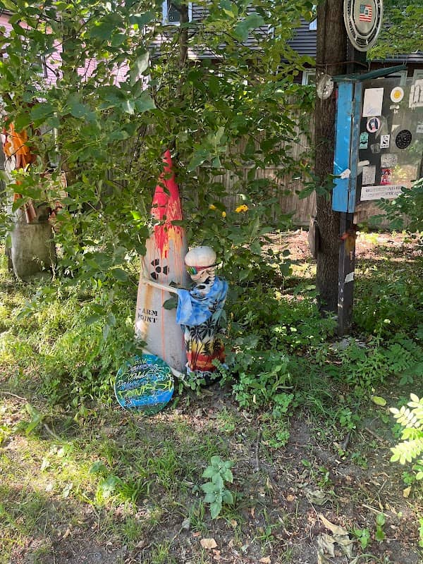Railroad Village - Image 2
