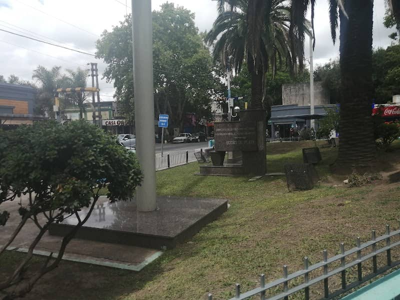 Placita Tristán Suárez - Image 1