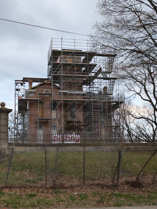 Sauer Castle - Image 2