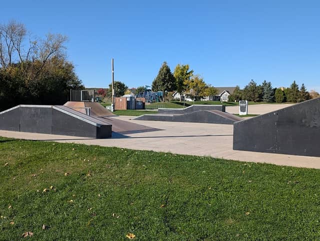 Moorland Park - Image 1