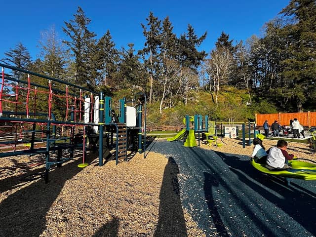 Lone Oak Park - Image 2