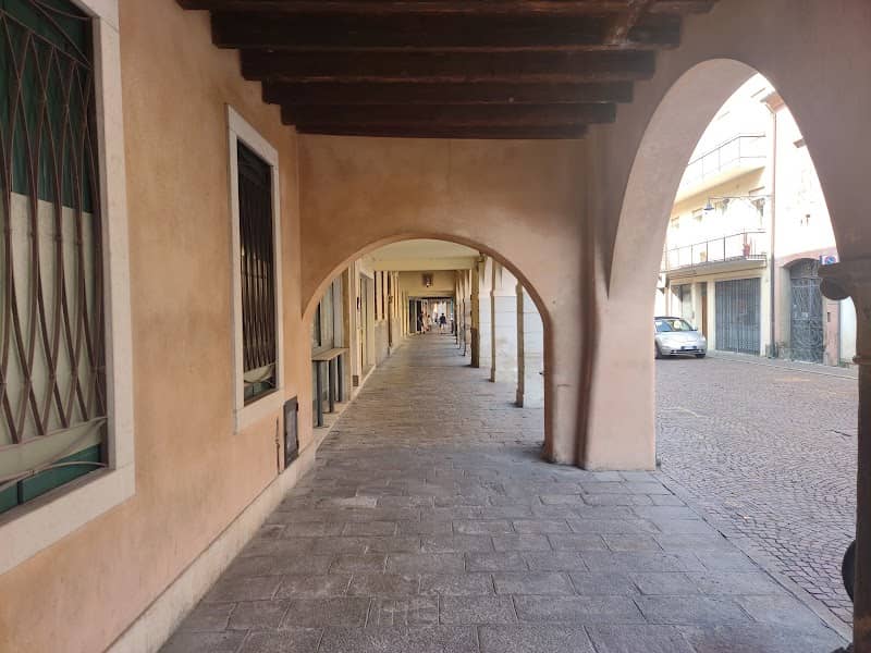 Porticato - Image 1