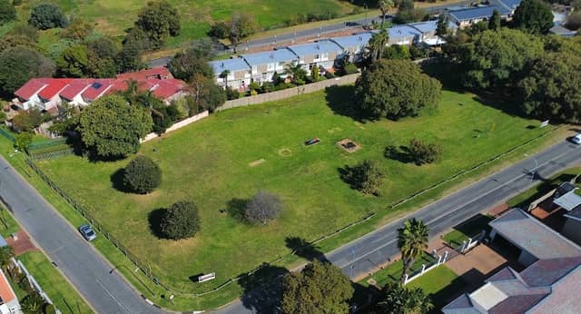 Noik Park - Image 1