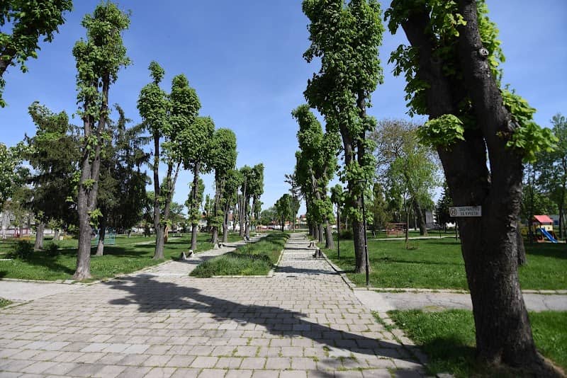 Park - Image 1