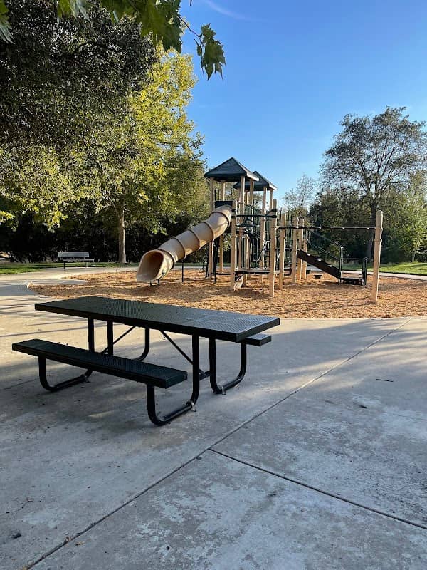 Van Maren Park - Image 1