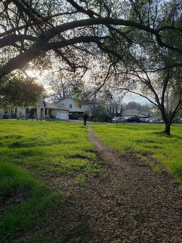 Van Maren Park - Image 2