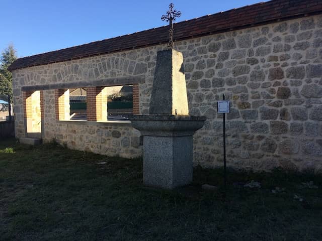 Mur de l’ancienne scierie - Image 1