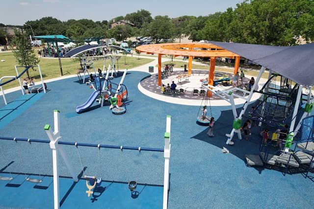 Glory Park | Parque la Gloria - Image 1
