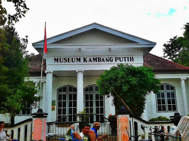 White Kambang Museum - Image 1