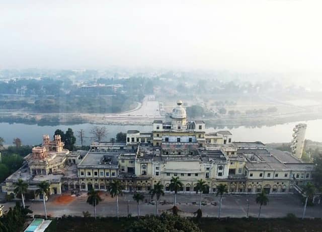Chhatar Manzil - Image 2