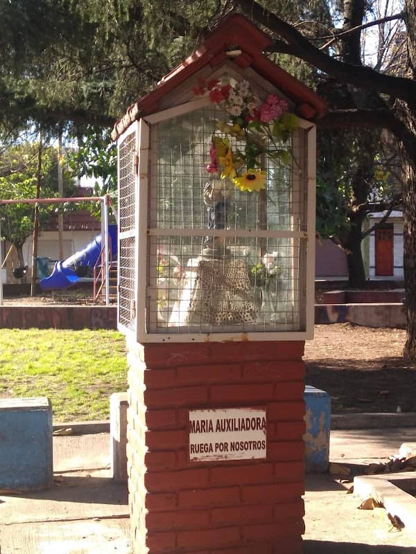 Plaza María Auxiliadora - Image 1