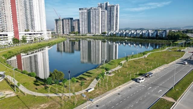 Cyberjaya LakeFront Park - Image 1