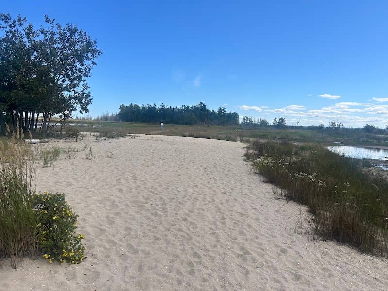 Snake Island Parking Area - Image 2
