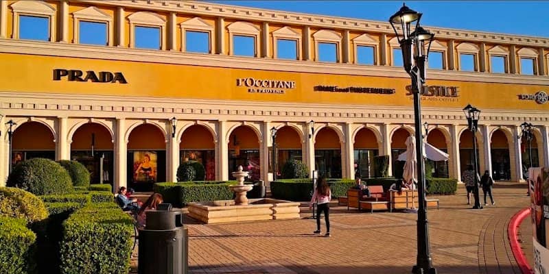 San Marcos Premium Outlets - Image 1