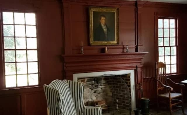 House-In-the-Horseshoe - Image 3