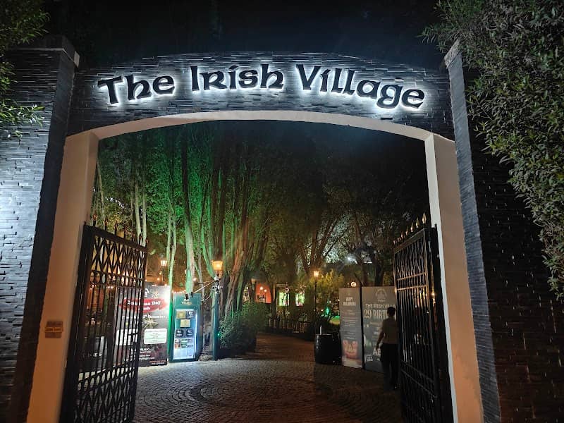 Irish village - Image 1