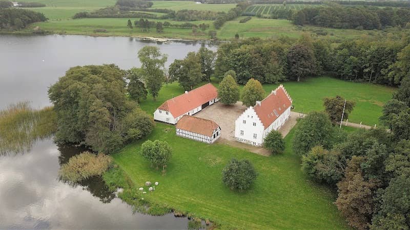 Vinderslevholm - Image 1