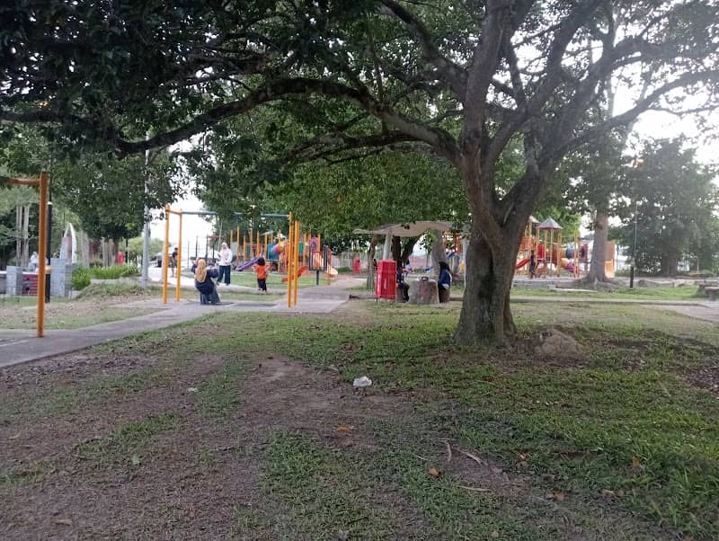 Taman Inai - Image 1
