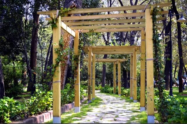 Halk Bahçesi - Image 1
