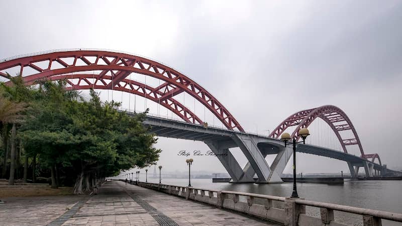 Xinguang Bridge - Image 1