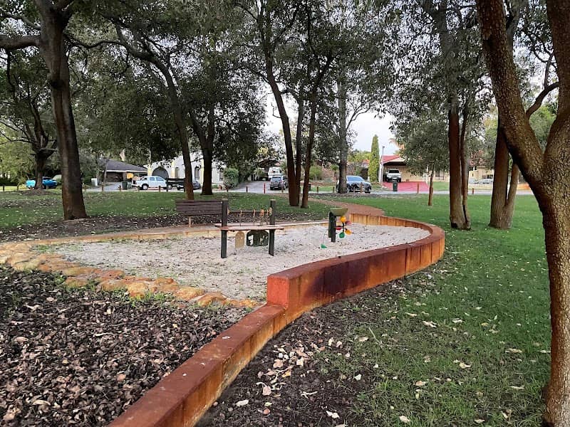 Illawong Park - Image 1