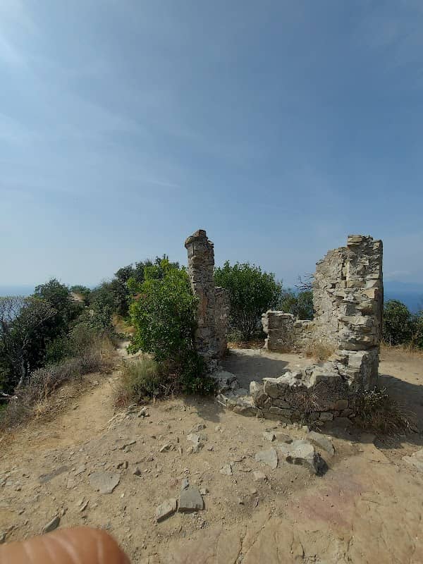 Bivacco di Punta Manara - Image 3