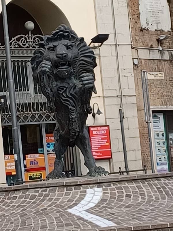 Statua del leone rampante - Image 2