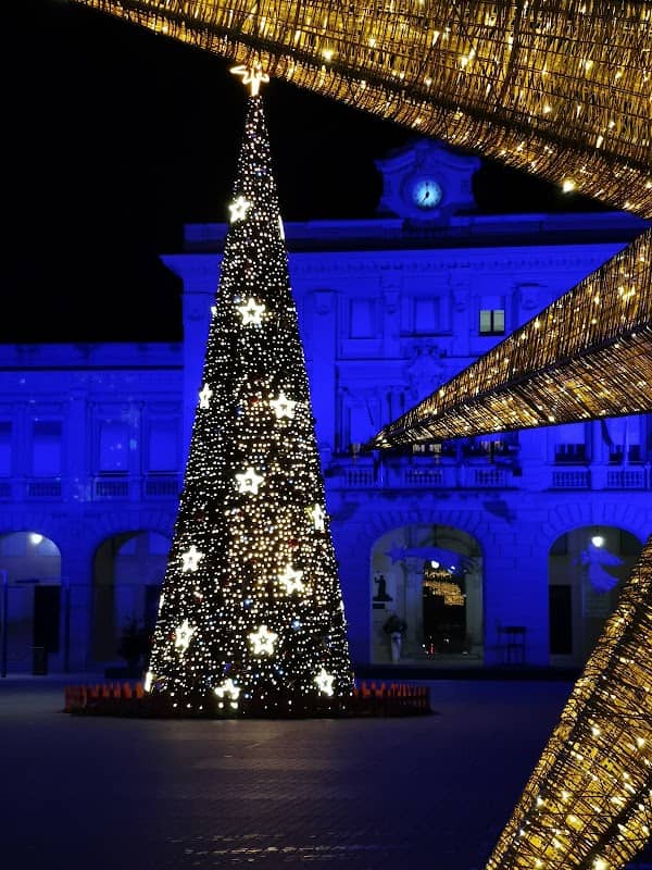 Piazza Indipendenza - Image 2