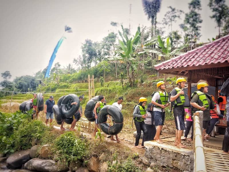 Homestay Sindangkasih - Image 1