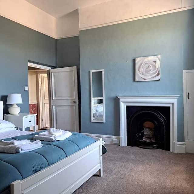 Dunham House - Image 1