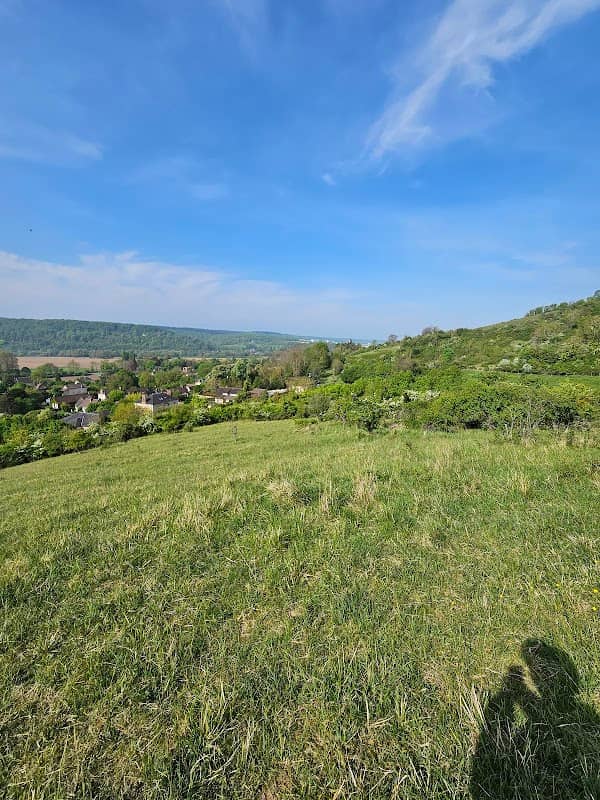 Hilltop trail for pick nick - Image 1