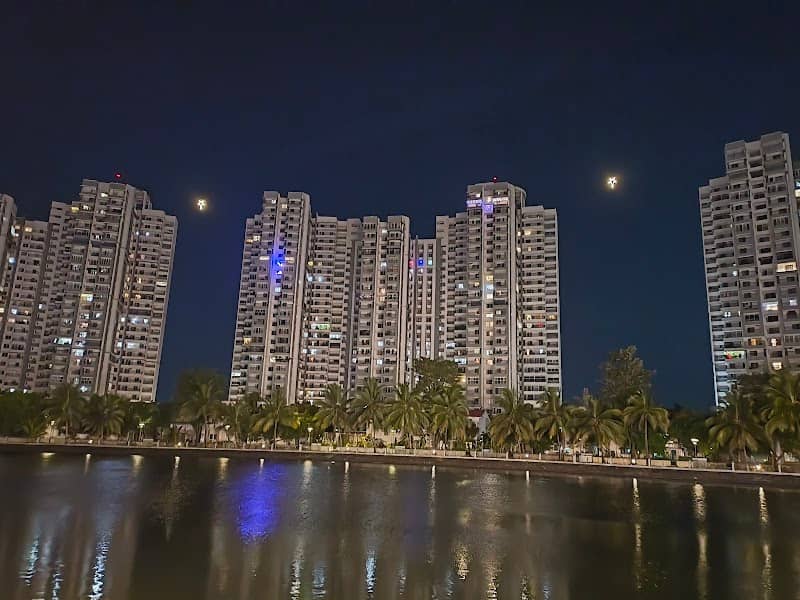 Shobha city lake - Image 1
