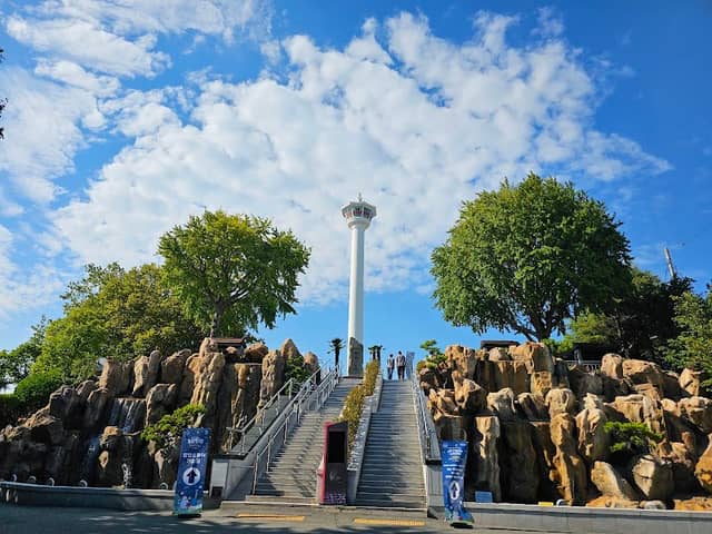 Yongdusan Park - Image 3