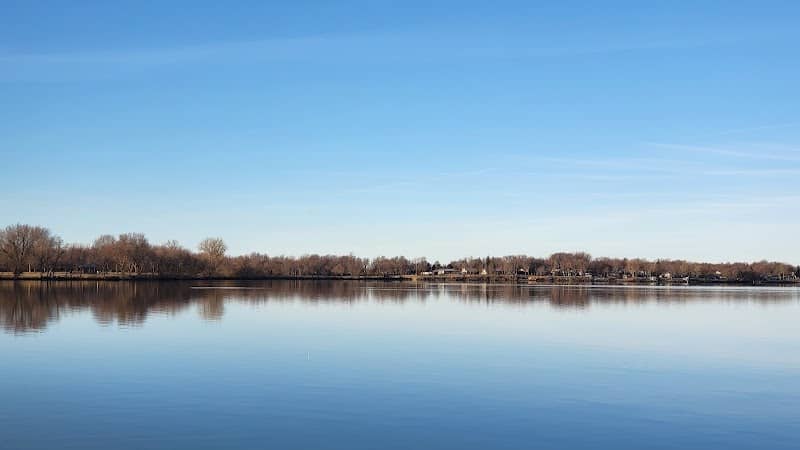 Lake Front Park - Image 2