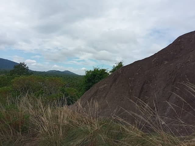 Bokke Rock ( බොක්කෑ ගල) - Image 1