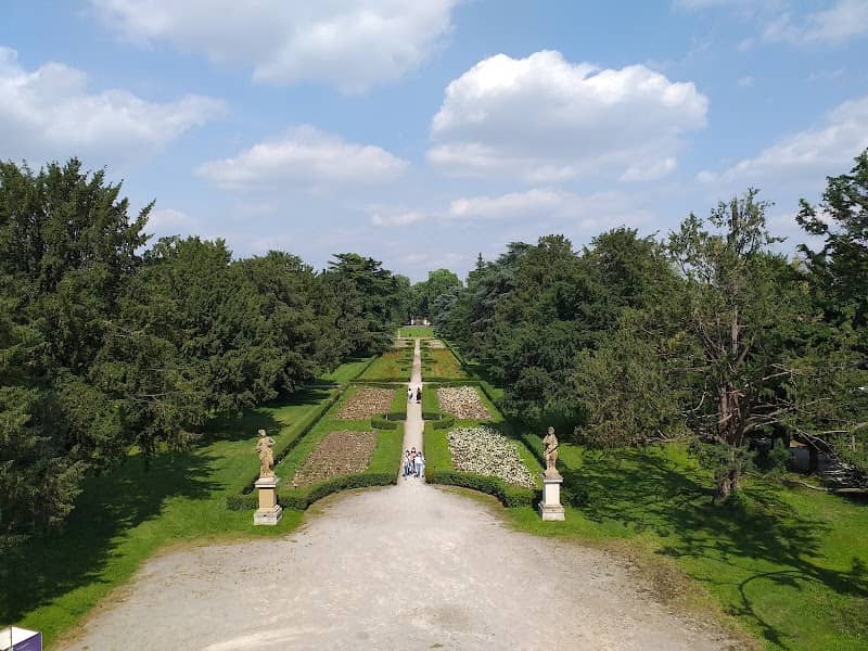 Parco Borromeo - Image 2