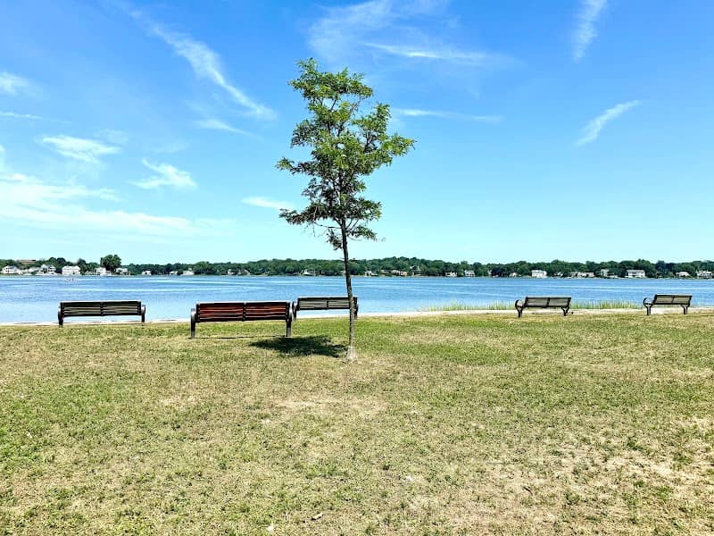 Cove Island Park - Image 1