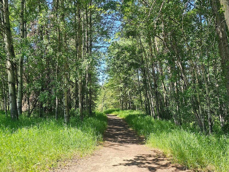 Riverside Park - Image 1