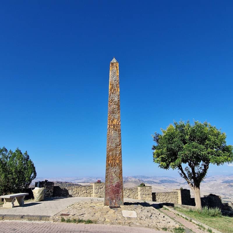 Obelisco di Enna - Centro Geografico della Sicilia - Image 1